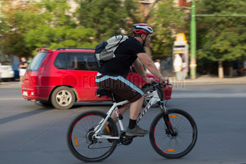 Chisinau  Moldau  Radfahrer im Stadtverkehr