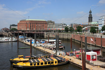 Hamburg  Deutschland  Hamburger Hafen