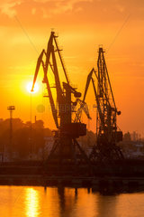 Odessa  Ukraine  Sonnenuntergang am Hafen
