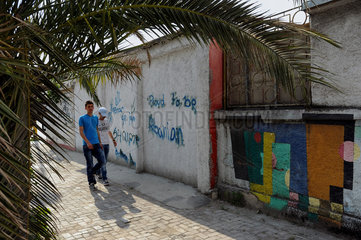 Tirana  Albanien  Wand mit Graffiti im Zentrum von Tirana
