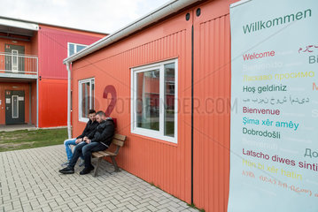Bremen  Deutschland  syrische Fluechtlinge im Uebergangswohnheim Ueberseetor