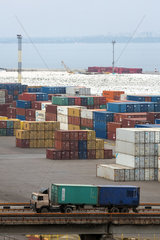 Odessa  Ukraine  Containerterminal im Hafen