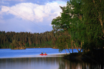 Flen  Schweden  Angler auf einem See