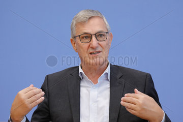 Bundespressekonferenz zum Thema: Linkspartei zum Ergebnis der Landtagswahl in Bayern und den Auswirkungen auf die Bundespolitik