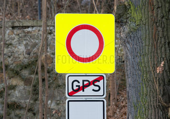 Krumau  Tschechien  Hinweisschild Zone ohne GPS