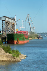 Giurgiulesti  Moldawien  der Containerterminal im Hafen Giurgiulesti