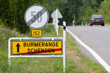Schengen  Luxemburg  Ortsausgangsschild von Schengen in Luxemburg