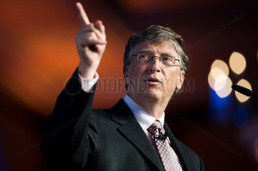 Berlin  Deutschland  Bill Gates waehrend eines Vortrages