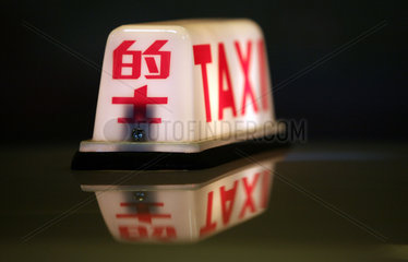 Hong Kong  China  leuchtendes Taxischild