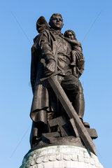 Berlin  Deutschland  das Sowjetische Ehrenmal im Treptower Park