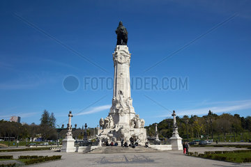 Lissabon  Portugal  die Praca Marques de Pombal mit Statue des ersten Marquis von Pombal