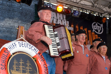 Sassnitz  Deutschland  Musiker auf dem Hafenfest in Sassnitz