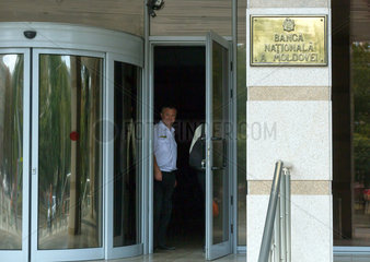 Kischinau  Republik Moldau  Eingang zur Nationalbank Moldawien