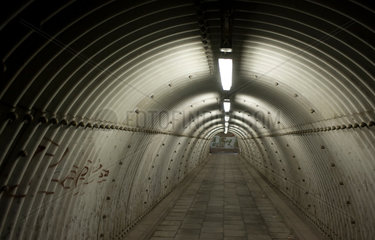 Duisburg  Deutschland  ein Industrietunnel