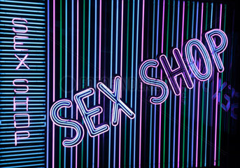 Madrid  Spanien  Schrift eines Sex Shops im Zentrum