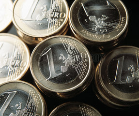 Euromuenzen im Wert von 1 Euro