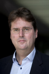 Prof. Bernd Stegemann  Aufstehen