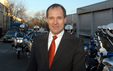 Dr. Ulrich Horsmann  Aufsichtsrat des Bundeswehrfuhrparkservice