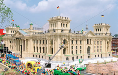 Berliner Reichstag als Miniatur im deutschen Legoland