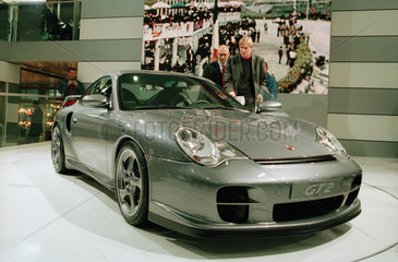 Porsche zeigt den GT 2 auf der Messe Auto Mobil International