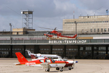 Berlin  Flugzeuge am Flughafen Tempelhof
