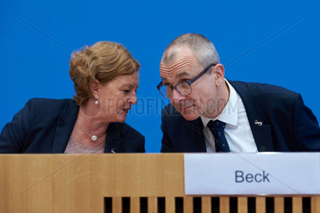 Berlin  Deutschland  Volker Beck  Buendnis 90/Die Gruenen  und Michaela Engelmeier  SPD