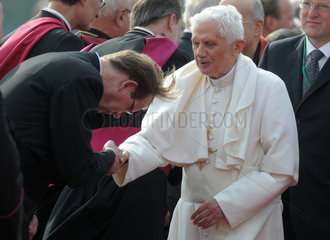 Berlin  Deutschland  Ankunft von Papst Benedikt XVI in Berlin