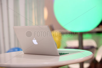 Berlin  Deutschland  ITB  Laptop der Marke Apple