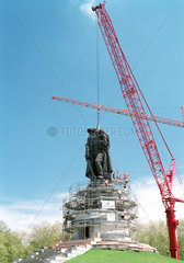 Restaurierte Statue des sowjetischen Ehrenmals
