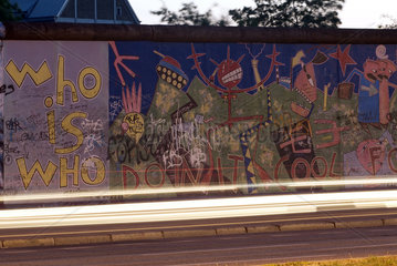 Berlin  Deutschland  die Berliner Mauer an der East Side Gallery