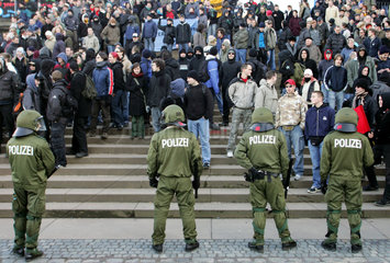 Gegendemo der Antifa zum NPD Aufmarsch in Dresden