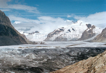 Der Aletschgletscher - Europas groesster Gletscher