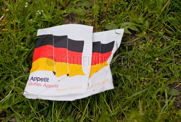 Berlin  Deutschland  Papierserviette bedruckt mit Deutschlandfahne