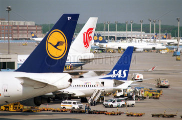 Flugzeuge auf dem Flughafen Frankfurt/Main