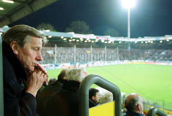 Wolfgang Clement im Ruhrstadion