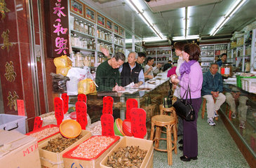 Traditionelle chinesische Apotheke in Hongkong