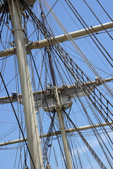 Mystic  USA  Masten eines historischen Segelschiffs