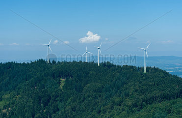 Freiburg  Deutschland  Windkraftanlagen auf dem Rosskopf
