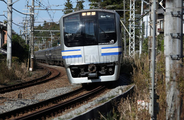 Kamakura  Japan  Regionalbahn der East Japan Railway Company