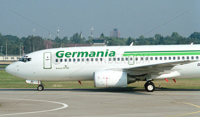 Flugzeug der Germania in Berlin-Tegel