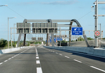 Neubau der Stadtautobahn A113 in Berlin