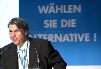 Wolf-Joachim Schuenemann