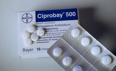 Ciprobay  Antibiotikum der Firma Bayer zur Behandlung von Milzbrand