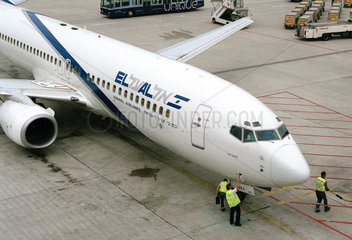 Flugzeug der israelischen El Al in Zuerich