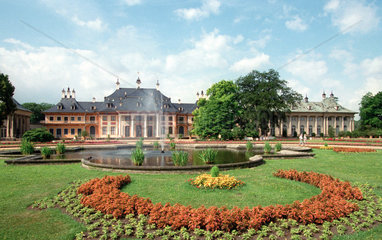 Schloss Pillnitz und Schlosspark bei Dresden