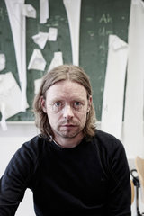 Berlin  Deutschland  Modedesigner Peter Jensen im Portrait