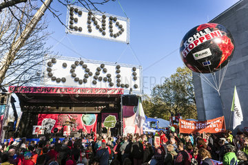 Demo zur UN-Klimakonferenz Bonn 2017 - Greenpeace-Geschaeftsfuehrerin Jennifer Morgan