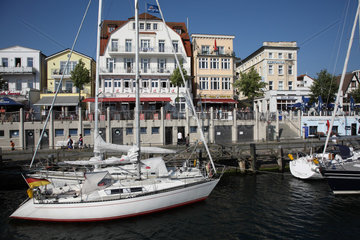 Rostock-Warnemuende  Deutschland  Hotels am Alten Strom und Hafen