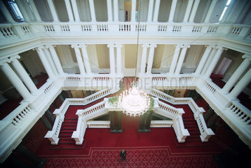 Das Foyer im bulgarischen Parlament