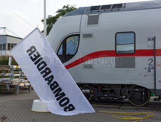 Berlin  Deutschland  Doppelstocksteuerwagen von Bombardier